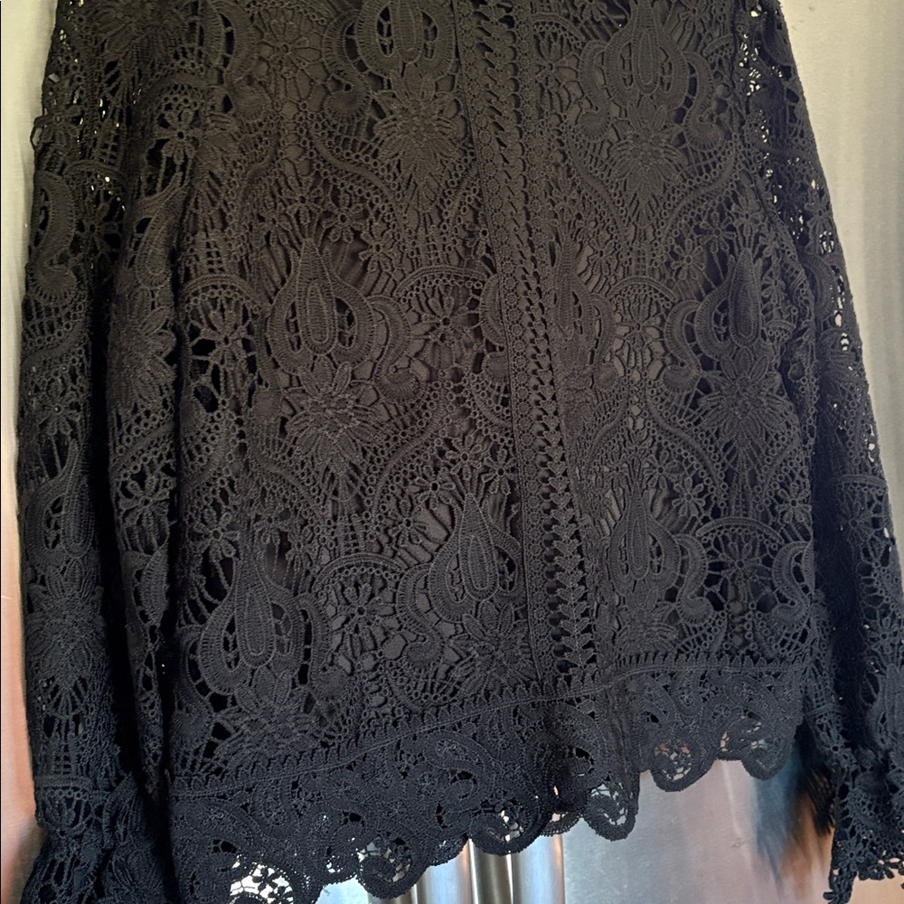 NWOTS!! Ultra Pink Women’s Black Lace Blouse. - Picture 3 of 7
